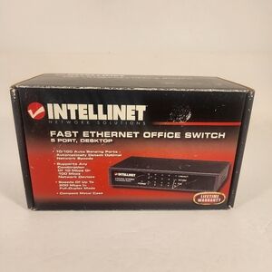 Intellinet  (523301) 5-Ports External Switch NEW